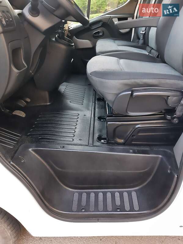 Грузовой фургон Renault Master 2018 в Полтаве