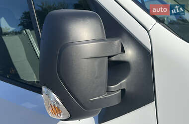 Грузовой фургон Renault Master 2022 в 