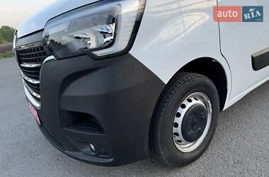 Вантажний фургон Renault Master 2021 в 