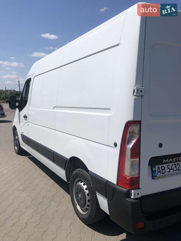 Вантажний фургон Renault Master 2016 в Вінниці