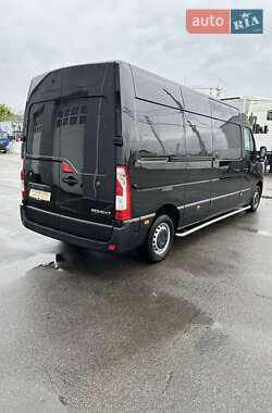 Грузовой фургон Renault Master 2021 в 