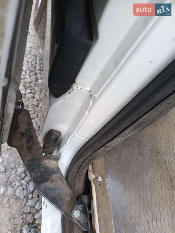 Вантажний фургон Renault Master 2009 в Умані