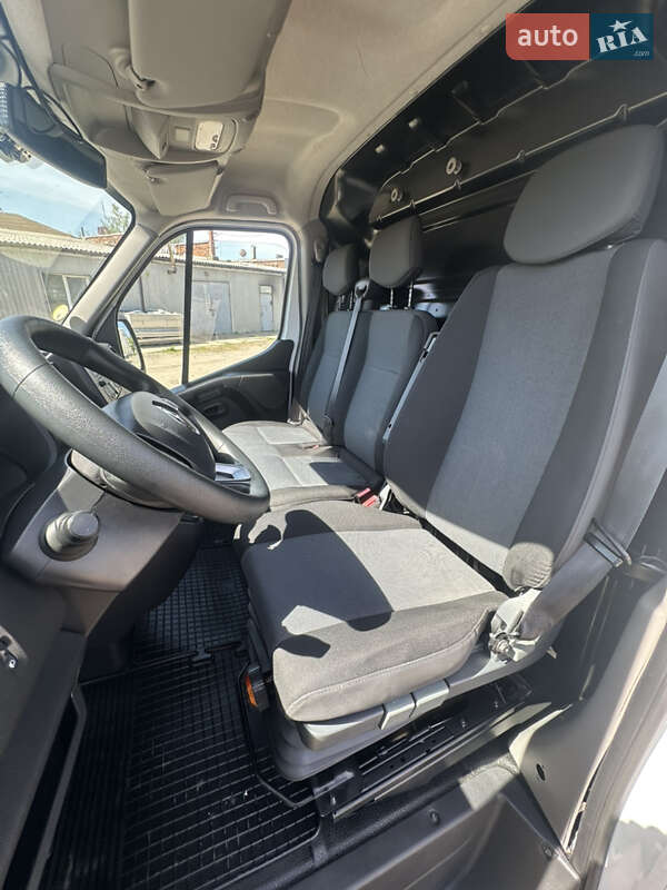 Грузовой фургон Renault Master 2021 в Луцке