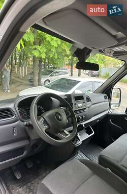 Микроавтобус Renault Master 2021 в 