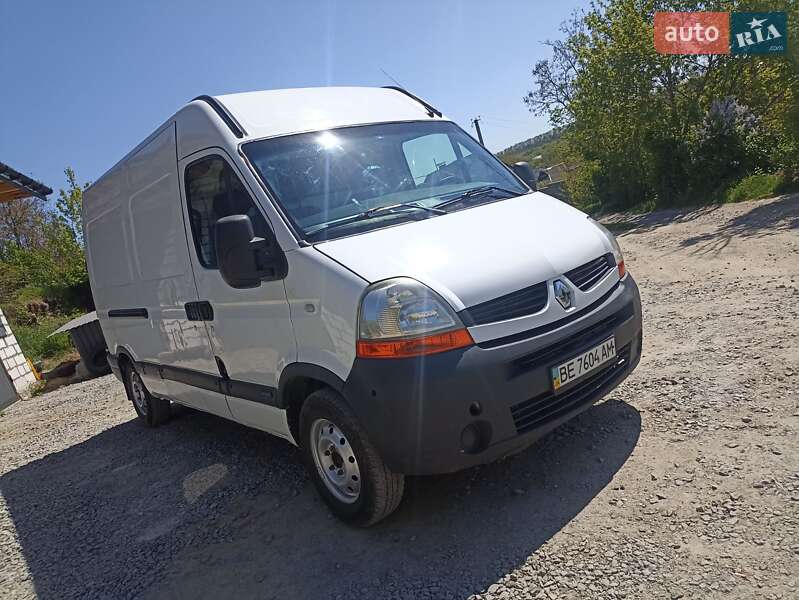 Вантажний фургон Renault Master 2009 в Умані