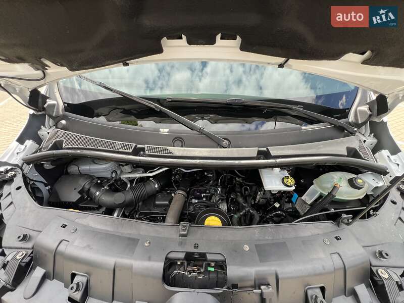 Грузовой фургон Renault Master 2020 в Луцке