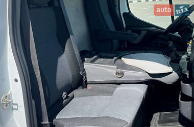 Грузовой фургон Renault Master 2015 в 