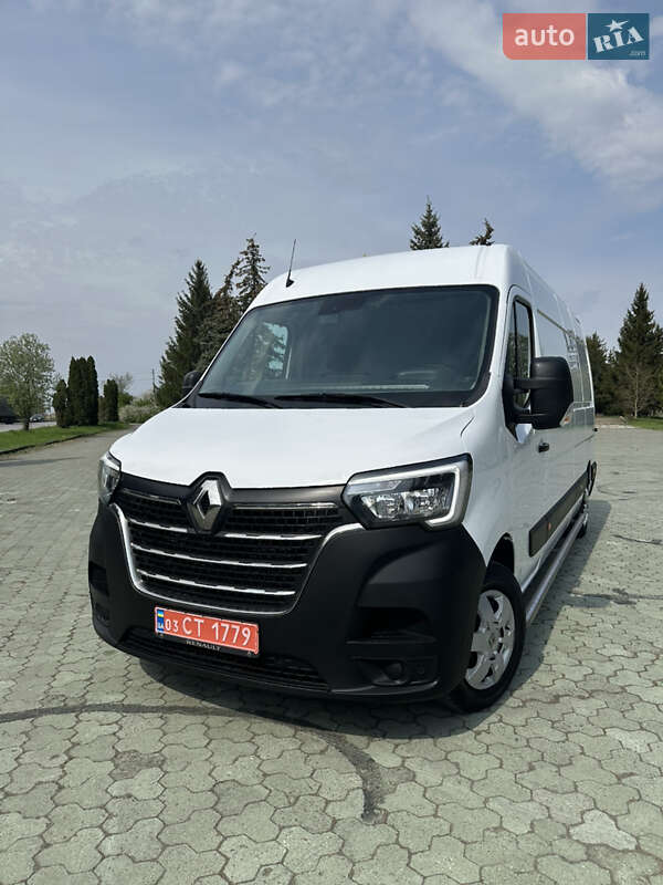 Грузовой фургон Renault Master 2021 в 