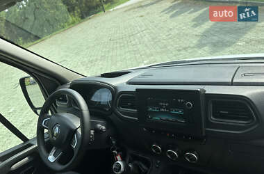 Грузовой фургон Renault Master 2021 в 