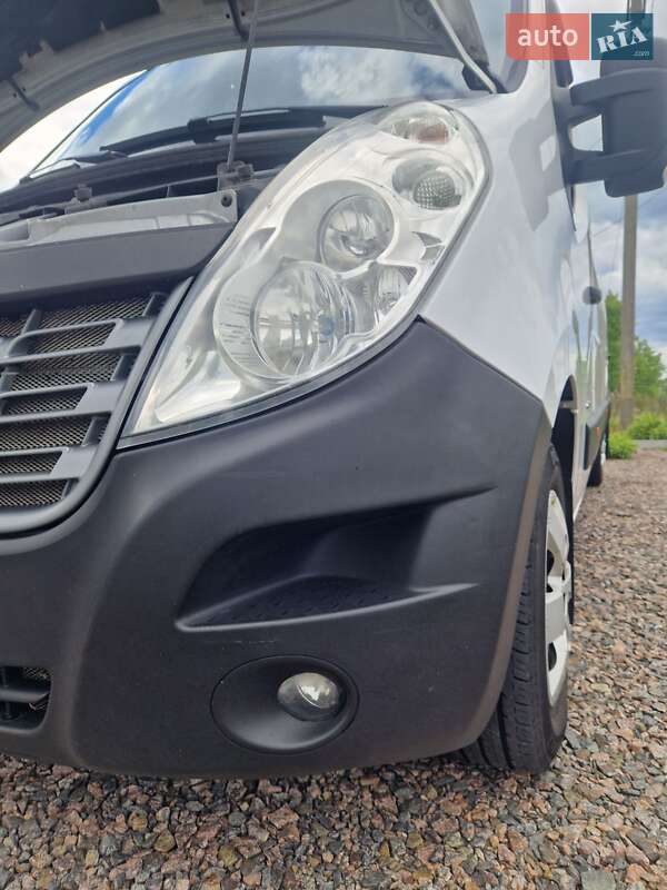 Вантажний фургон Renault Master 2018 в Черкасах