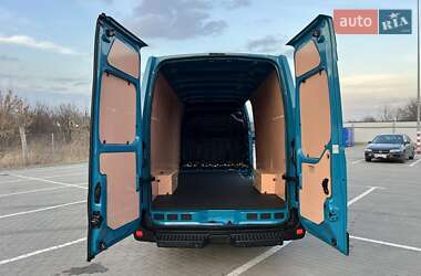 Вантажний фургон Renault Master 2021 в 