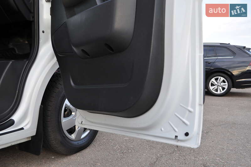 Мікроавтобус Renault Master 2017 в Києві