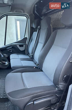 Вантажний фургон Renault Master 2016 в 