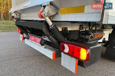 Вантажний фургон Renault Master 2021 в 