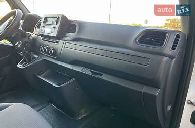 Вантажний фургон Renault Master 2021 в 