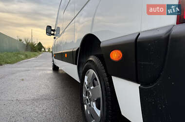 Вантажний фургон Renault Master 2021 в 