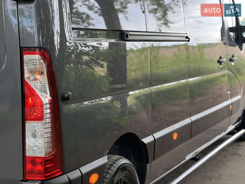 Вантажний фургон Renault Master 2021 в Дубні