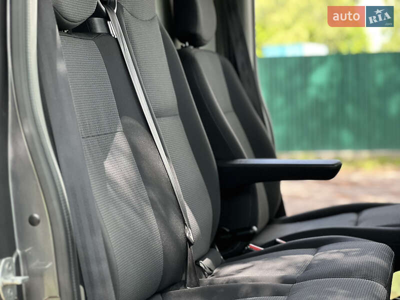 Вантажний фургон Renault Master 2021 в Дубні
