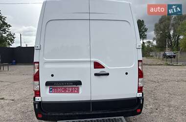 Грузовой фургон Renault Master 2018 в 