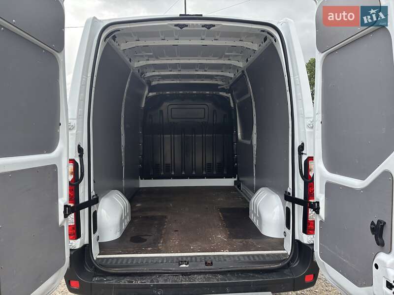 Грузовой фургон Renault Master 2018 в Нововолынске