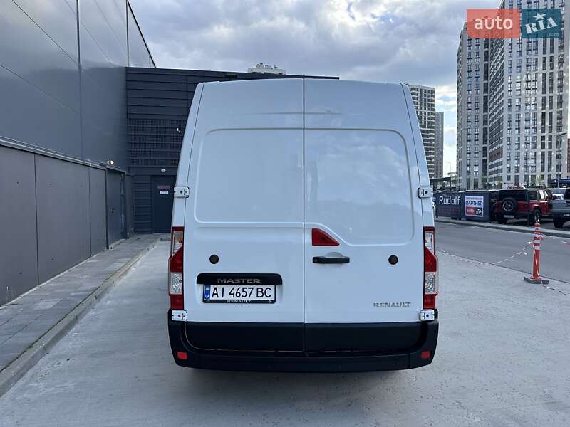 Вантажний фургон Renault Master 2013 в Києві