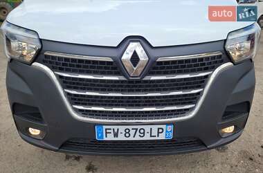 Грузовой фургон Renault Master 2021 в 