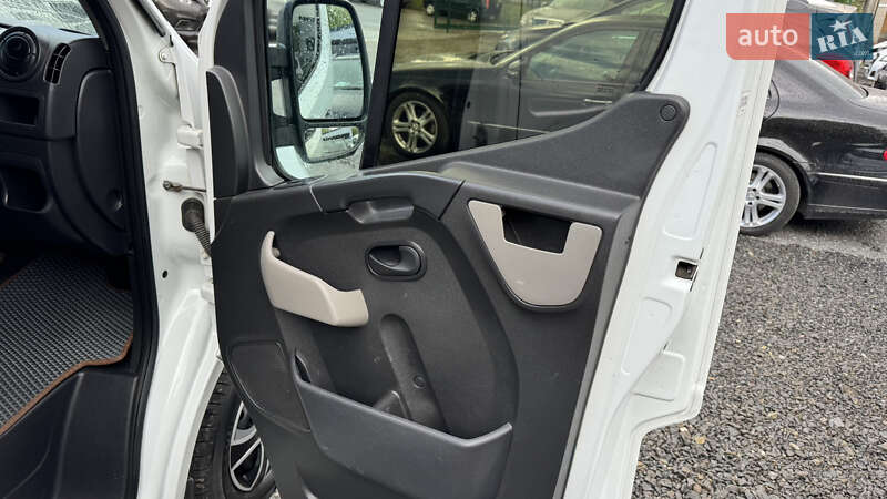 Грузовой фургон Renault Master 2014 в Хмельницком