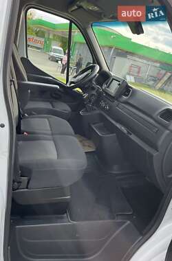 Вантажний фургон Renault Master 2020 в 