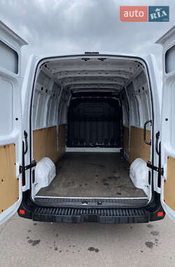 Вантажний фургон Renault Master 2021 в 