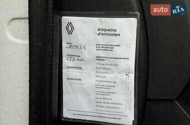 Вантажний фургон Renault Master 2022 в 