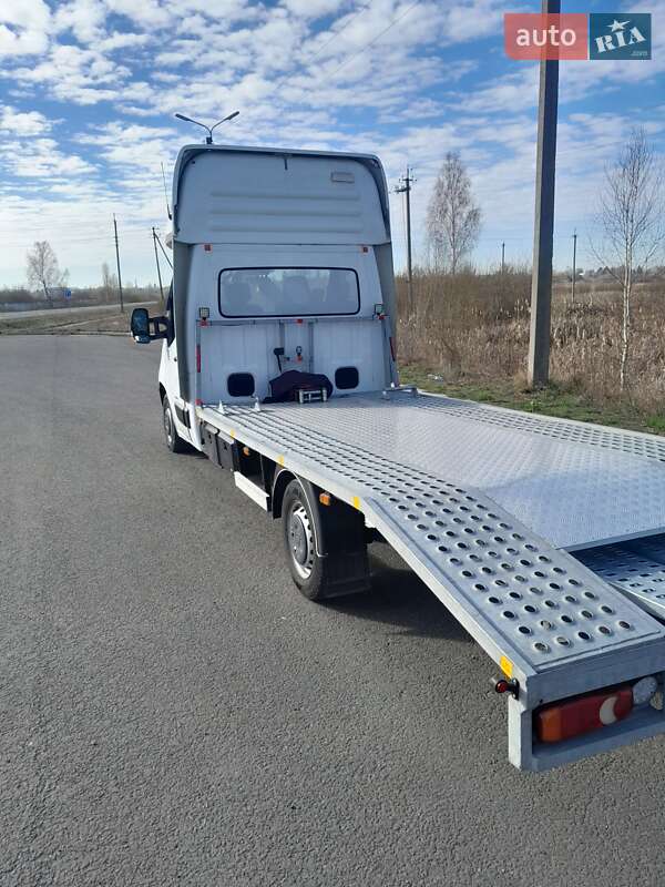 Эвакуатор Renault Master 2014 в Овруче