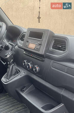 Вантажний фургон Renault Master 2020 в 
