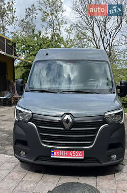 Грузовой фургон Renault Master 2022 в 