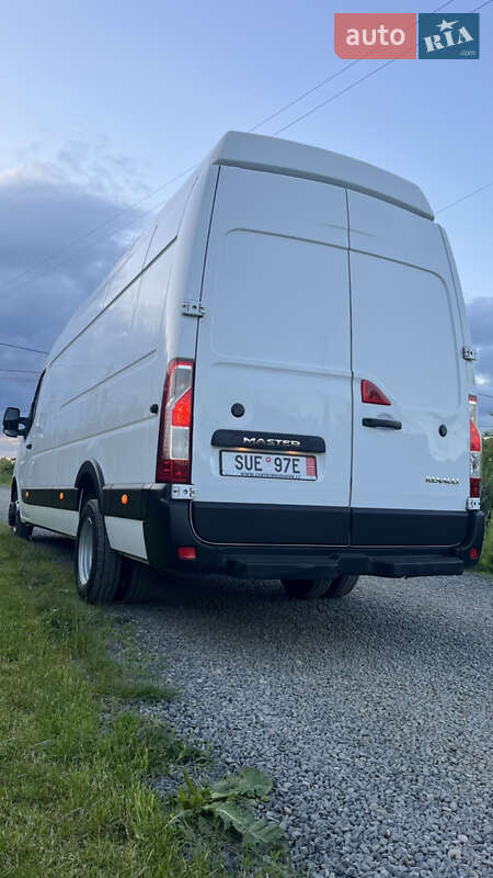 Вантажний фургон Renault Master 2021 в Ужгороді