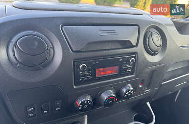 Вантажний фургон Renault Master 2016 в 