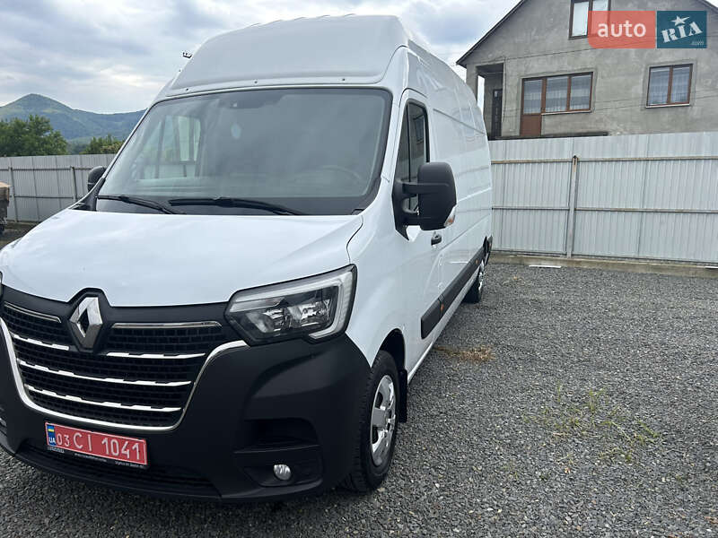 Вантажний фургон Renault Master 2020 в Хусті
