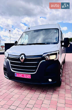 Вантажний фургон Renault Master 2021 в 