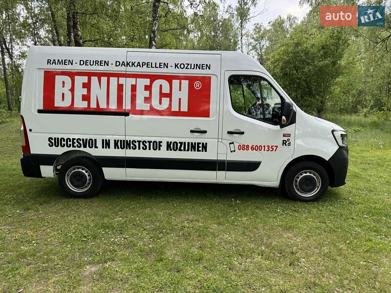 Вантажний фургон Renault Master 2021 в Радивиліві