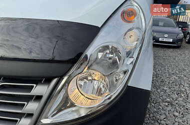 Грузовой фургон Renault Master 2016 в 