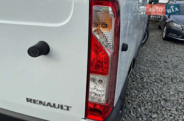 Грузовой фургон Renault Master 2016 в 