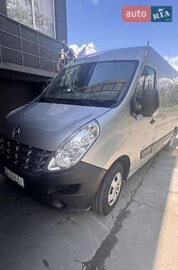 Грузовой фургон Renault Master 2012 в 