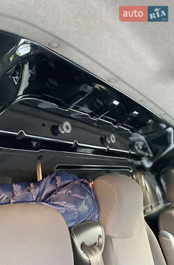 Грузовой фургон Renault Master 2014 в 