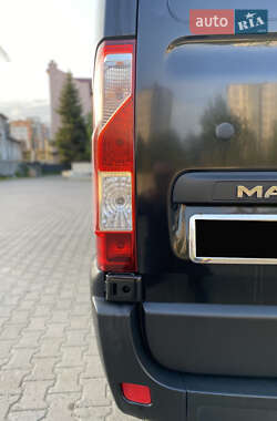 Грузовой фургон Renault Master 2014 в 