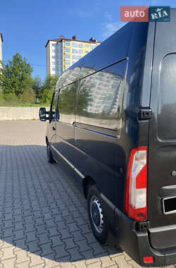 Грузовой фургон Renault Master 2014 в 