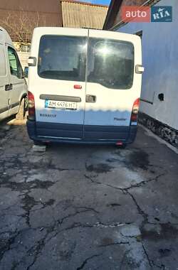 Микроавтобус Renault Master 2004 в 