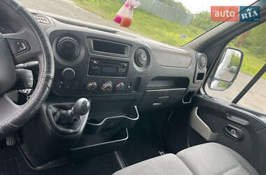 Грузовой фургон Renault Master 2017 в 