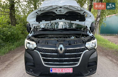 Грузовой фургон Renault Master 2020 в 