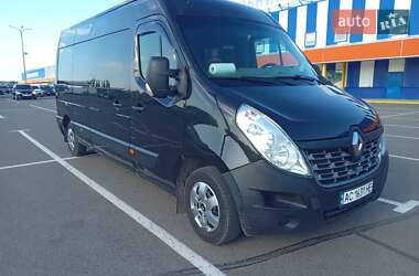 Грузопассажирский фургон Renault Master 2015 в Луцке