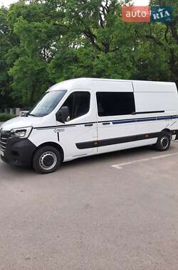 Вантажний фургон Renault Master 2022 в Полтаві