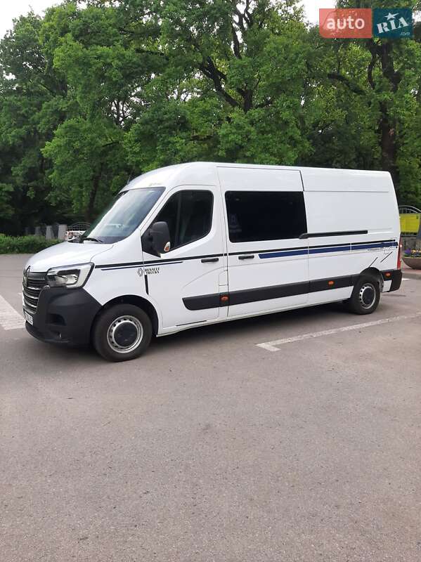 Грузовой фургон Renault Master 2022 в Полтаве